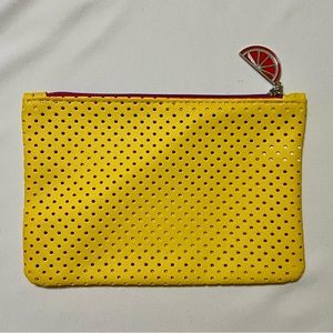 NWT - Ipsy Makeup Bag - Never Used - Yellow w/ Orange Slice
